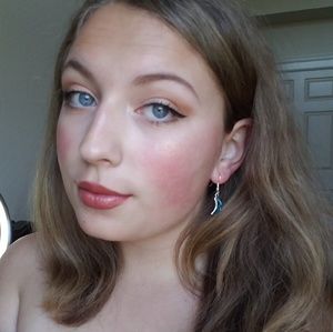 Meet your Posher, Patricia